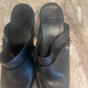 Ugg Leather Clogs- women’s size 9